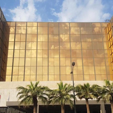 Holiday Inn Kuwait Al Thuraya City By Ihg Kuwait City Eksteriør billede