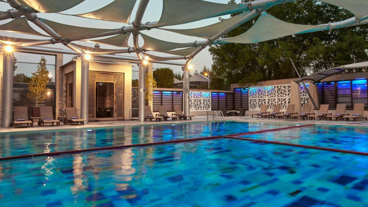 Holiday Inn Kuwait Al Thuraya City By Ihg Kuwait City Eksteriør billede