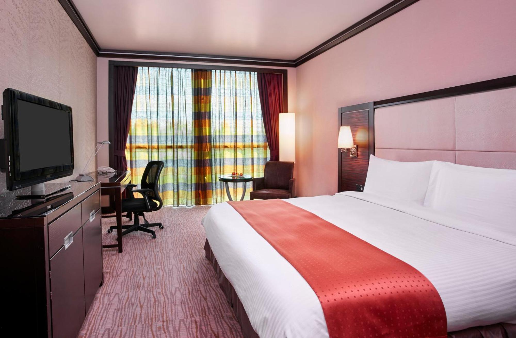 Holiday Inn Kuwait Al Thuraya City By Ihg Kuwait City Eksteriør billede