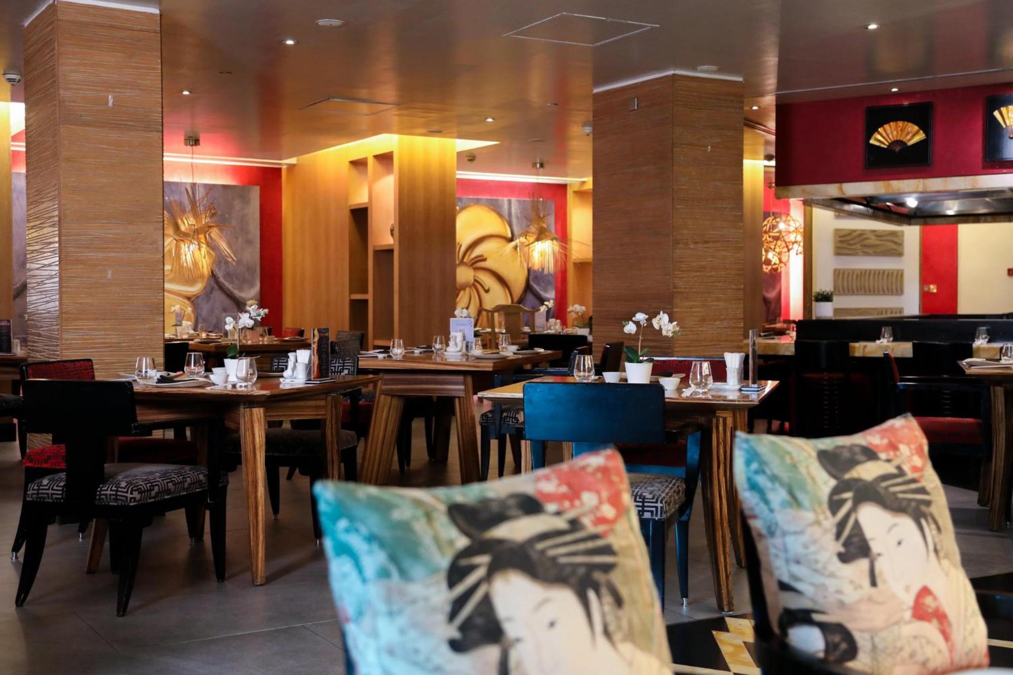 Holiday Inn Kuwait Al Thuraya City By Ihg Kuwait City Eksteriør billede