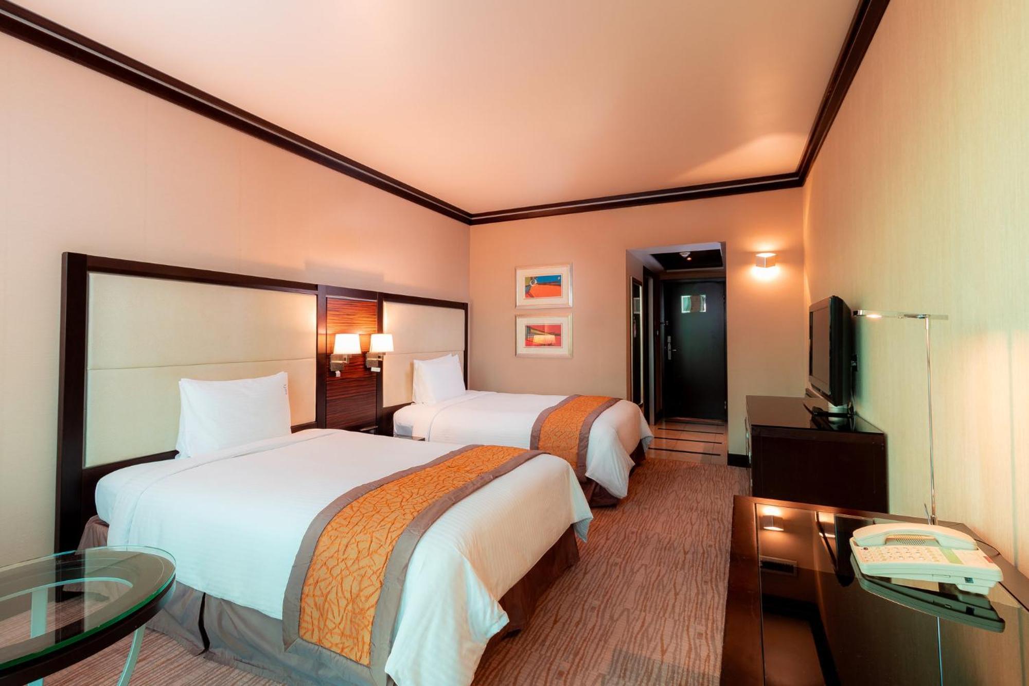 Holiday Inn Kuwait Al Thuraya City By Ihg Kuwait City Eksteriør billede