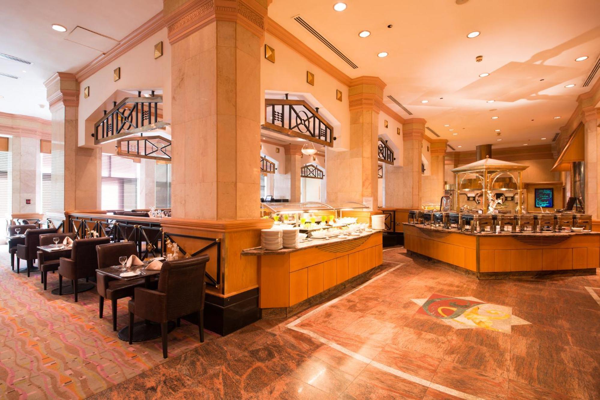 Holiday Inn Kuwait Al Thuraya City By Ihg Kuwait City Eksteriør billede